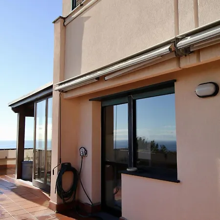 Casa Lory דירה ואראצה